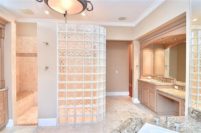 630 N RIVER ROAD, Venice, FL 34293
