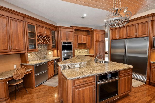630 N RIVER ROAD, Venice, FL 34293