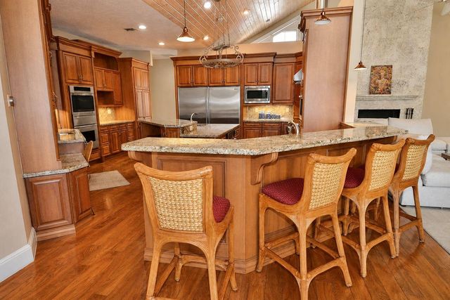 630 N RIVER ROAD, Venice, FL 34293