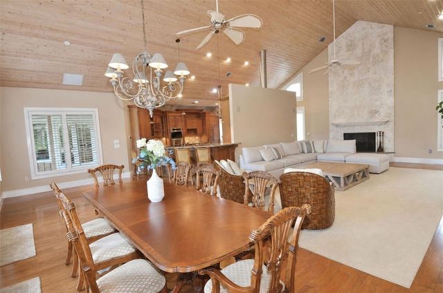 630 N RIVER ROAD, Venice, FL 34293