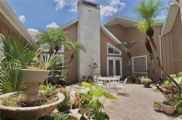 630 N RIVER ROAD, Venice, FL 34293