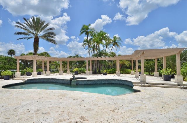 630 N RIVER ROAD, Venice, FL 34293