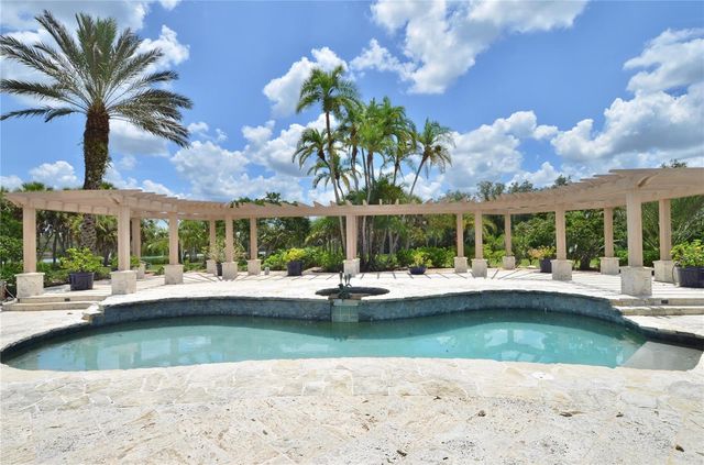 630 N RIVER ROAD, Venice, FL 34293