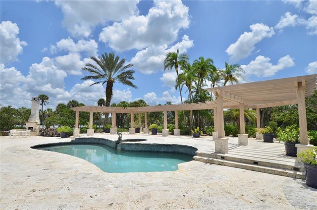 630 N RIVER ROAD, Venice, FL 34293