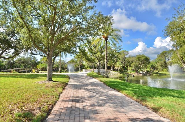 630 N RIVER ROAD, Venice, FL 34293