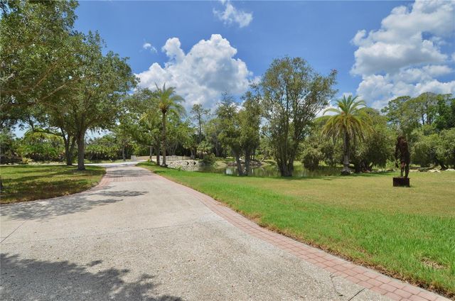 630 N RIVER ROAD, Venice, FL 34293
