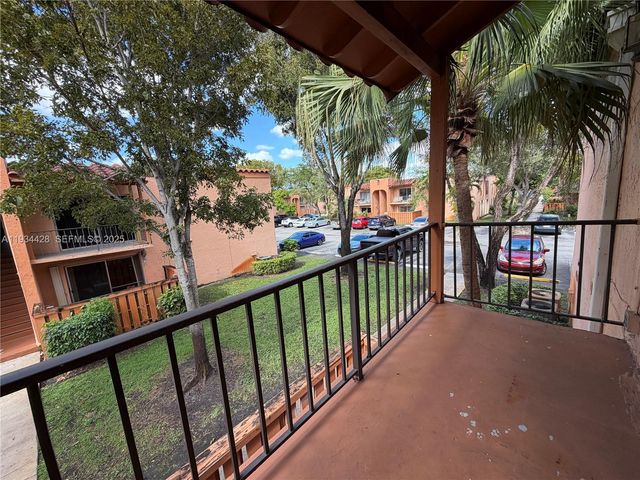 7101 Miami Lakes Dr Q10, Miami Lakes, FL 33014