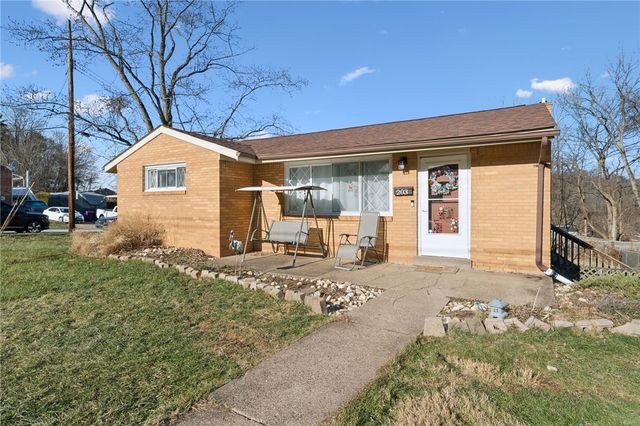 203 Sherrie Dr, Plum Boro, PA 15239