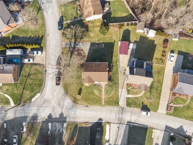 203 Sherrie Dr, Plum Boro, PA 15239