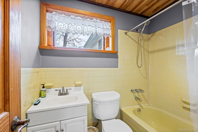 443 Renee Drive, Bayport, NY 11705