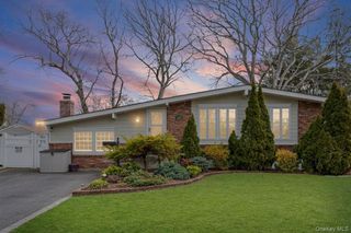 443 Renee Drive, Bayport, NY 11705