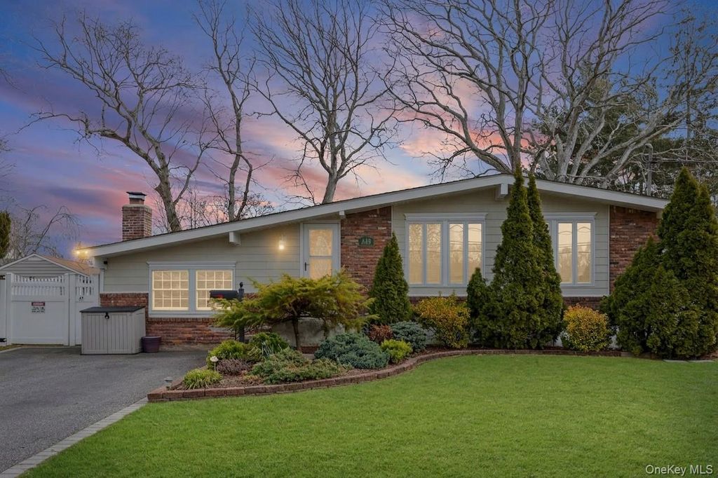 443 Renee Drive, Bayport, NY 11705