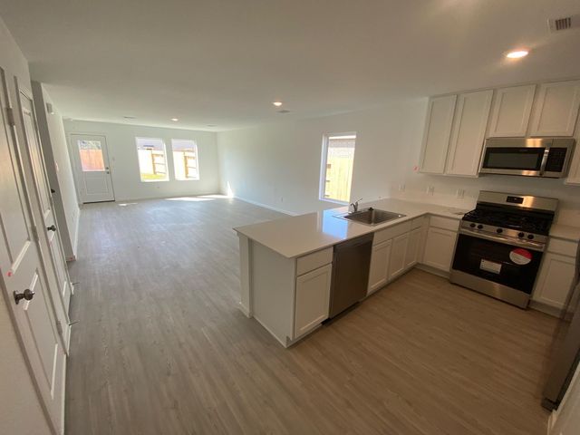 12106 Kellsway Court, Conroe, TX 77306