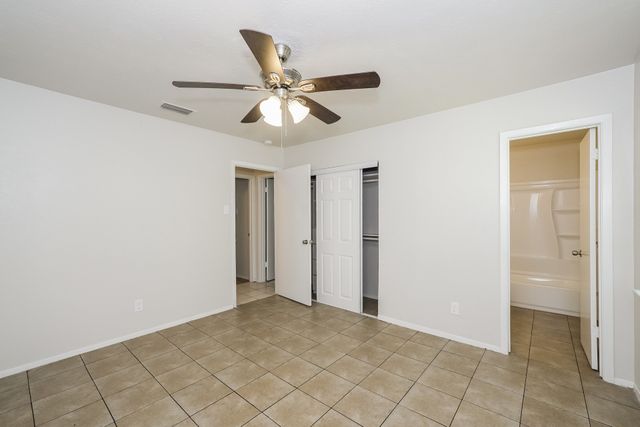 306 Linklea Drive, Duncanville, TX 75137