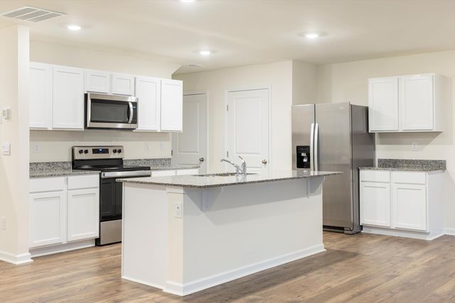196 Quarter Street, Rossville, GA 30741