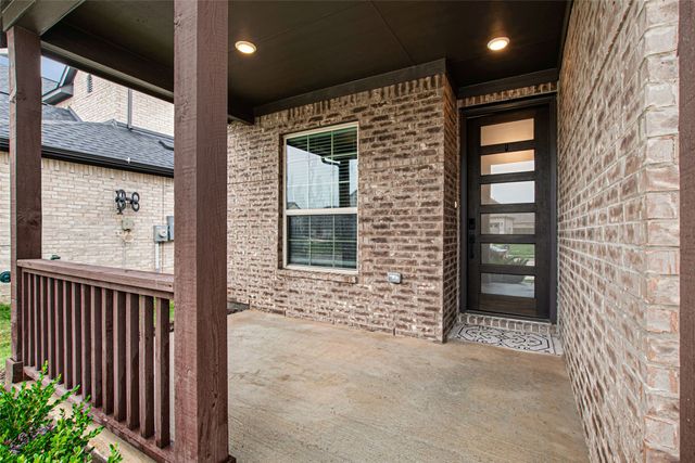 5608 Crestview Drive, Celina, TX 75009