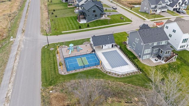 1979 Leaping Deer Circle, Medina, MN 55340