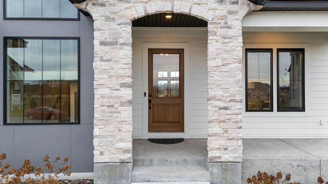 1979 Leaping Deer Circle, Medina, MN 55340