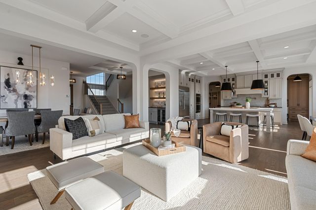 1979 Leaping Deer Circle, Medina, MN 55340