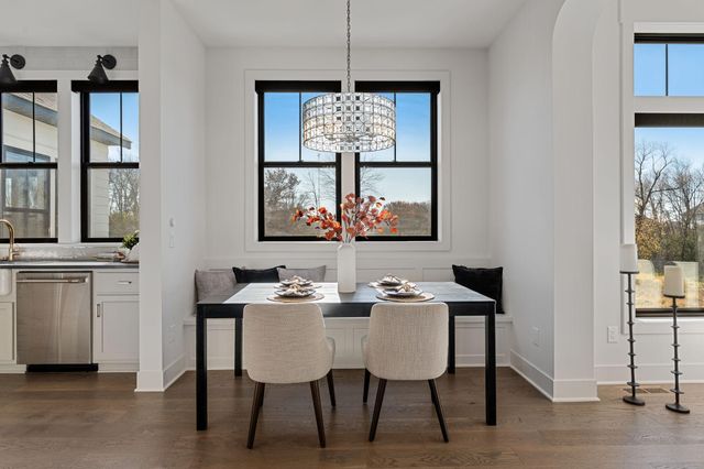 1979 Leaping Deer Circle, Medina, MN 55340