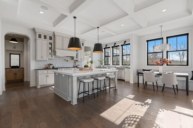 1979 Leaping Deer Circle, Medina, MN 55340