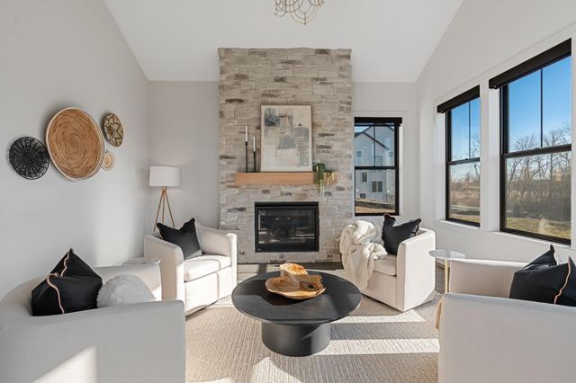 1979 Leaping Deer Circle, Medina, MN 55340