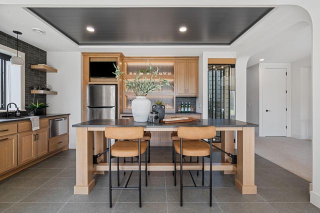 1979 Leaping Deer Circle, Medina, MN 55340