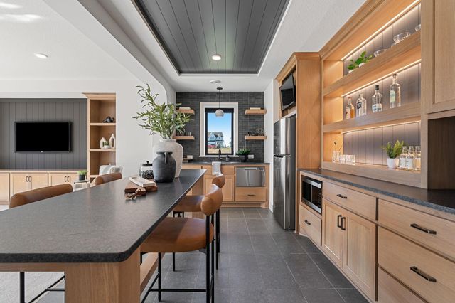 1979 Leaping Deer Circle, Medina, MN 55340