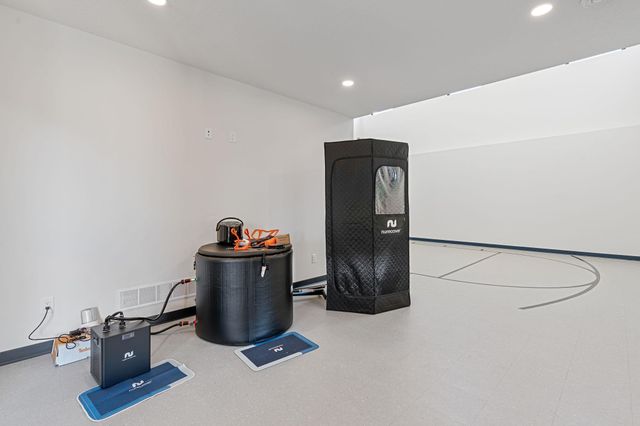 1979 Leaping Deer Circle, Medina, MN 55340