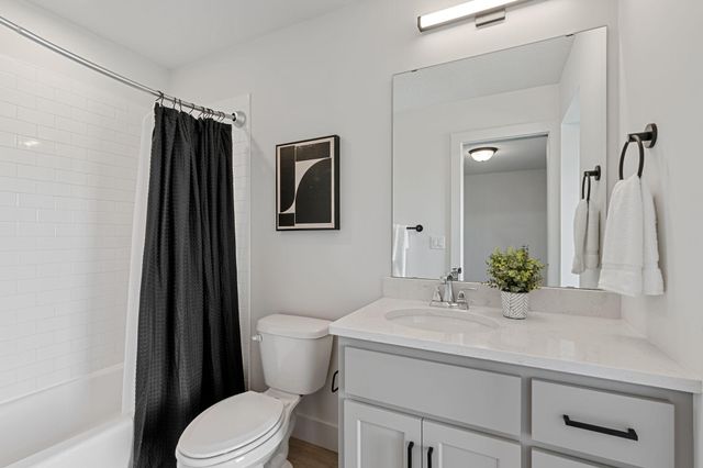 1979 Leaping Deer Circle, Medina, MN 55340