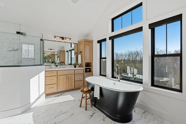 1979 Leaping Deer Circle, Medina, MN 55340