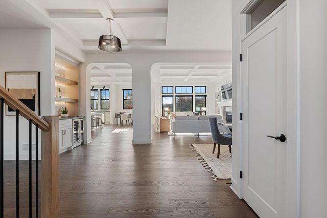 1979 Leaping Deer Circle, Medina, MN 55340