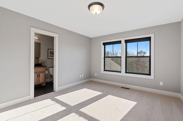 1979 Leaping Deer Circle, Medina, MN 55340