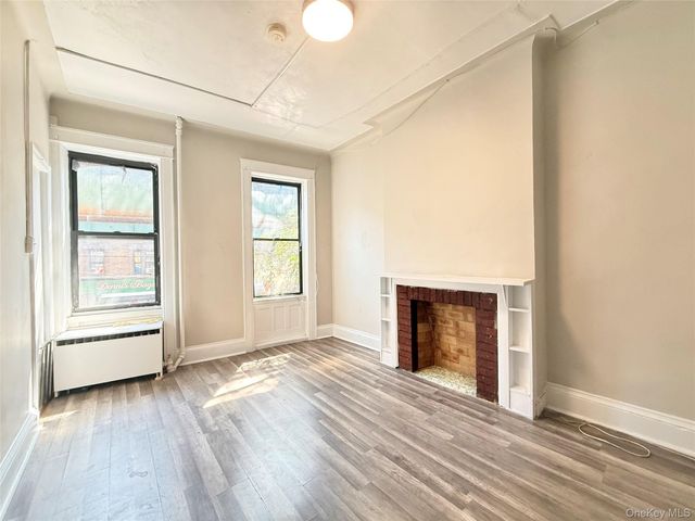 86-09 Jamaica Ave, Woodhaven, NY 11421