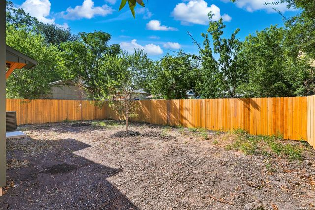 803 MCKINLEY AVE, San Antonio, TX 78210