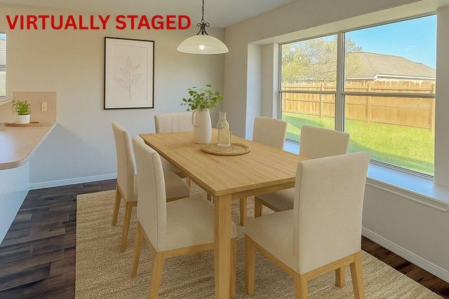 64 Tangerine Court, Lake Jackson, TX 77566