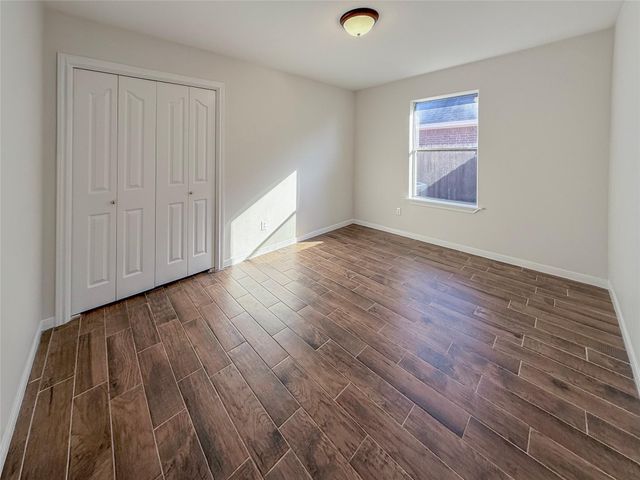 64 Tangerine Court, Lake Jackson, TX 77566