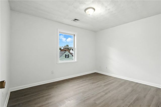 33 Dome Street A, Providence, RI 02908