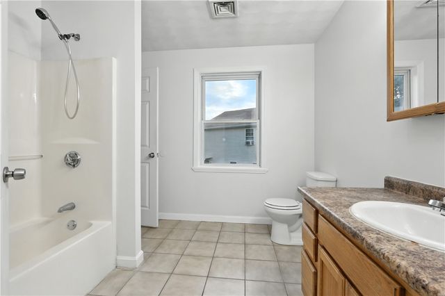 33 Dome Street A, Providence, RI 02908