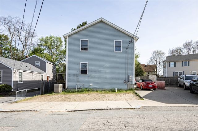 33 Dome Street A, Providence, RI 02908