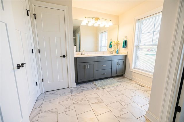 7158 Piper Meadow Drive, Victor, NY 14564