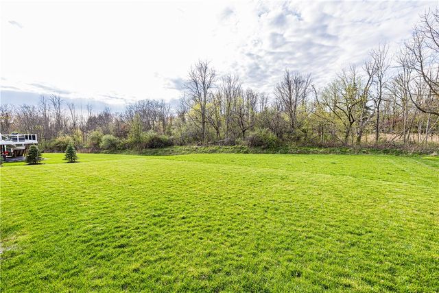 7158 Piper Meadow Drive, Victor, NY 14564