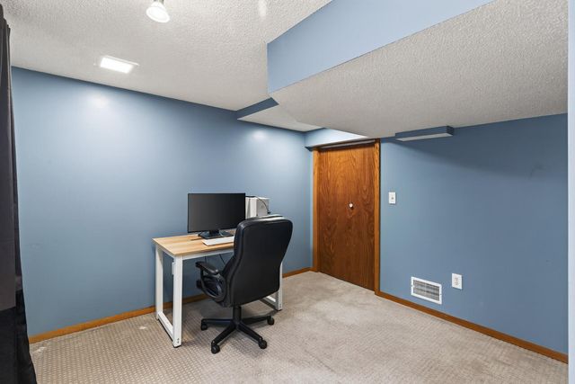 3301 69th Street E, Inver Grove Heights, MN 55076
