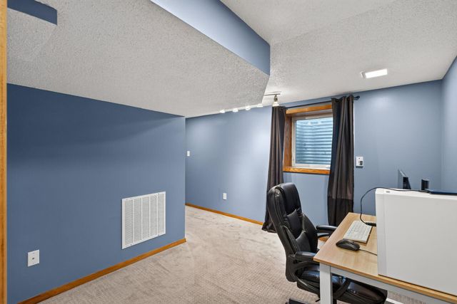 3301 69th Street E, Inver Grove Heights, MN 55076