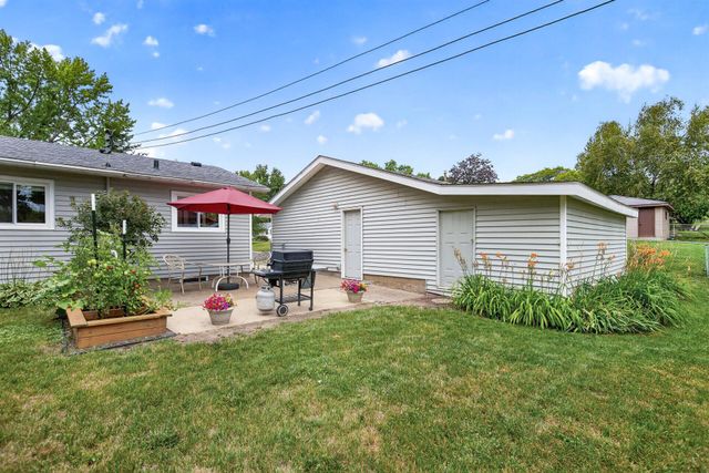 3301 69th Street E, Inver Grove Heights, MN 55076