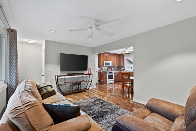 3301 69th Street E, Inver Grove Heights, MN 55076