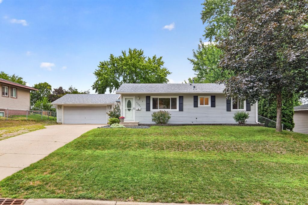 3301 69th Street E, Inver Grove Heights, MN 55076