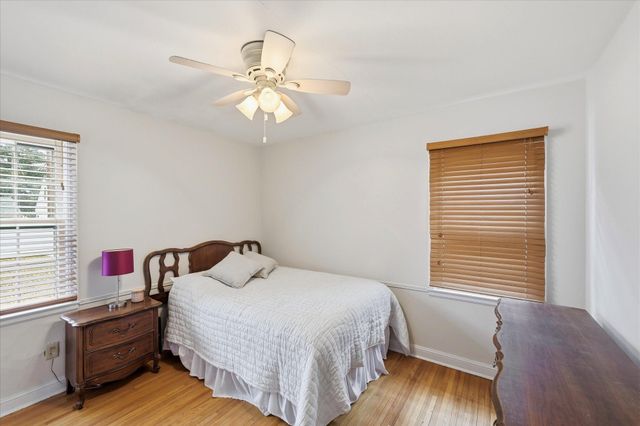 5116 Fairview Avenue N, Crystal, MN 55429