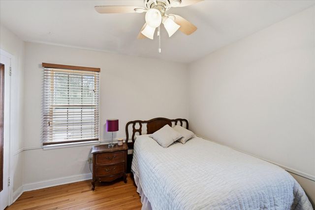 5116 Fairview Avenue N, Crystal, MN 55429