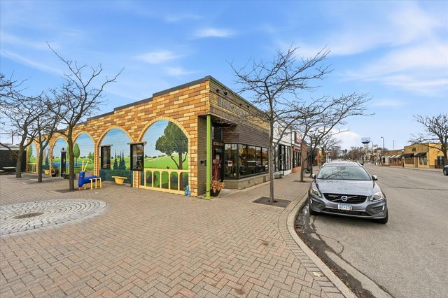 5116 Fairview Avenue N, Crystal, MN 55429